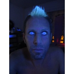 ColourVue Blue UV Glow Crazy Contact Lenses